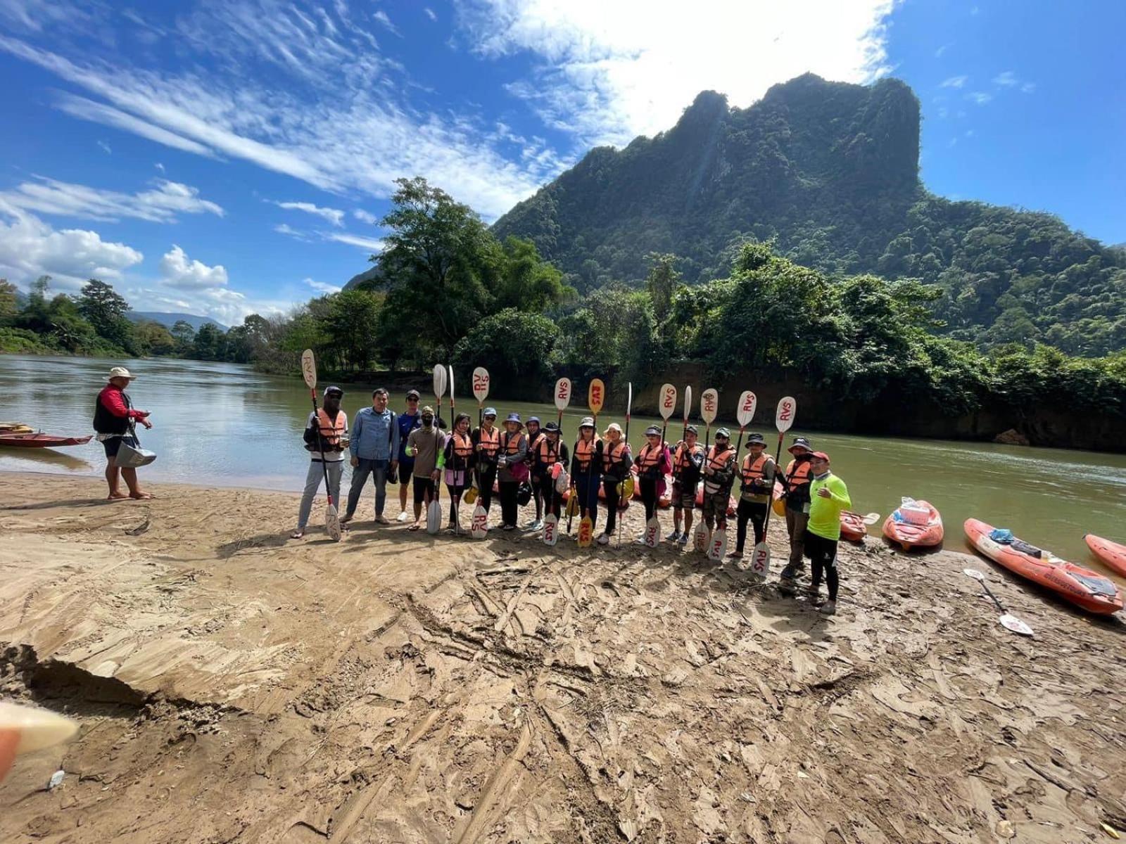 Vang Vieng Sky Mountain View Hotel Ngoại thất bức ảnh